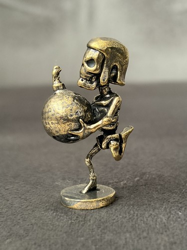 Brass running skeleton - running,