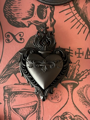 Gothic sacrifice heart wall - sacrifice,