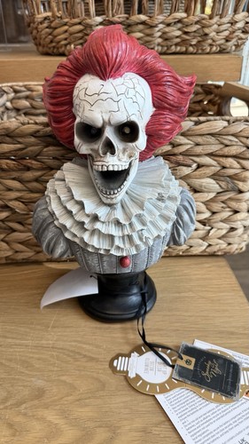 Led pennywise skull bust - pennywise,