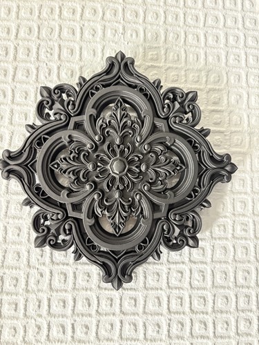 Eclipsa medallion gothic wall - gothic,
