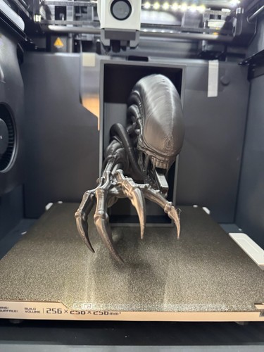 Xenomorph book nook alien - book,